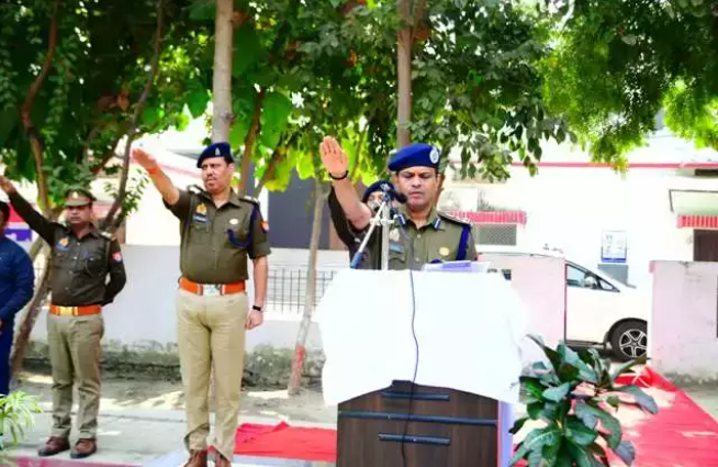 मानवाधिकार दिवस पर पुलिस बल को दिलाई गई शपथ, मानवाधिकारों की रक्षा लिए परिचर्चा आयोजित