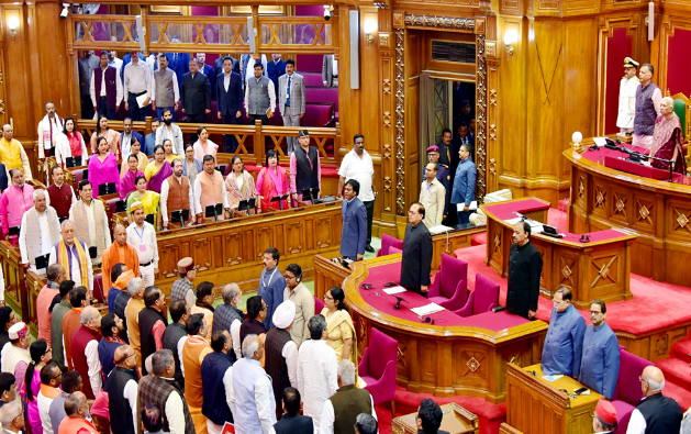 UP budget 2025: योगी सरकार ने पेश किया 8.08 लाख करोड़ का ऐतिहासिक बजट