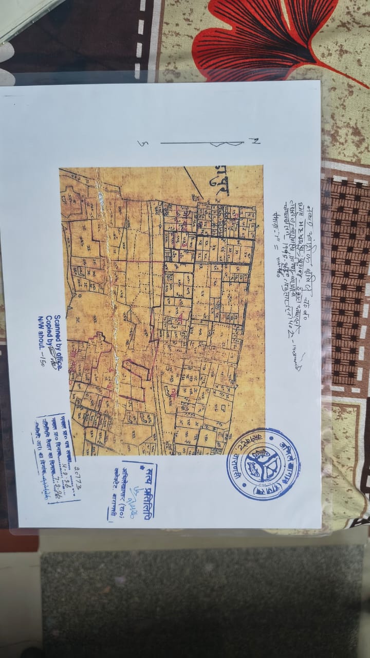 महमूदपुर में जमीन नापी को लेकर विवाद, ग्रामीणों ने रेलवे दबाव में गलत माप का लगाया आरोप, निष्पक्ष जांच की उठाई मांग